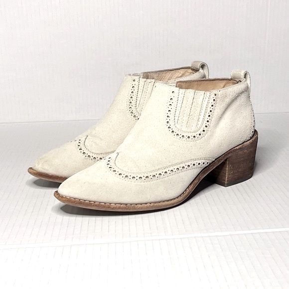 Madewell Grayson Brogue Chelsea Booties - Picture 2 of 15